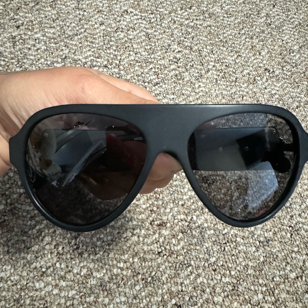Versace aviator sunglasses unisex